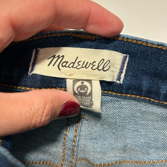 Madewell Petite 10" High-Rise Roadtripper Authentic Skinny Jeans - Picture 6 of 7